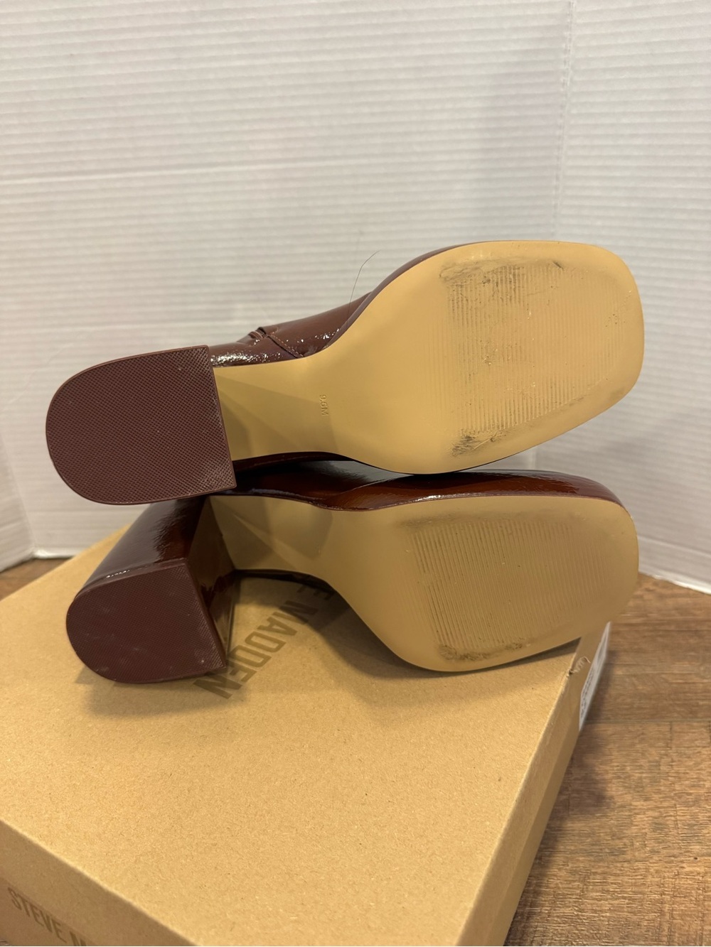 Steve Madden Banish Platform Boots Glossy Cognac Patent Finish Size 9.5 - Picture 10 of 10
